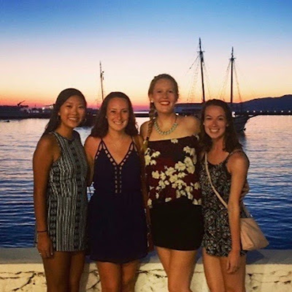 Meet your Posher, Kelly